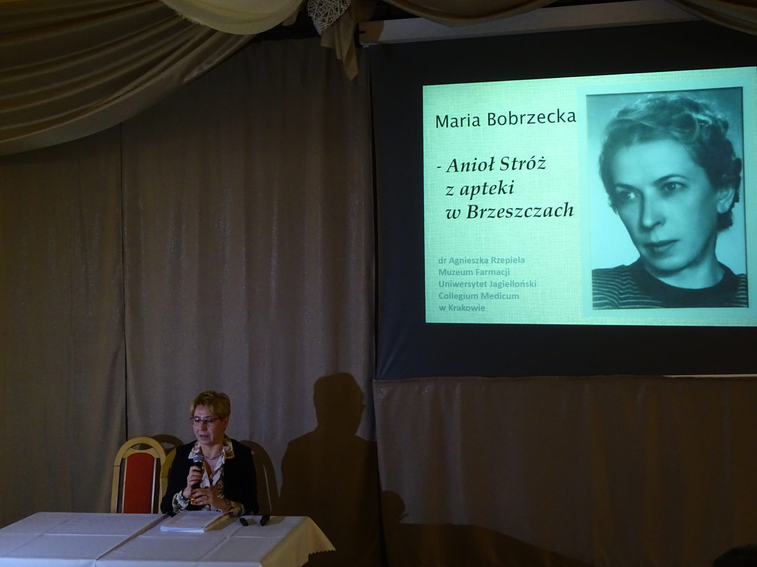 O bohaterskiej aptekarce z Brzeszcz Marii Bobrzeckiej opowiadała dr Agnieszka Rzepiela
